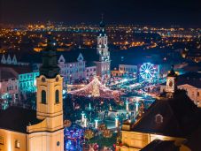 Ünnepi köntösbe öltözik Nagyvárad