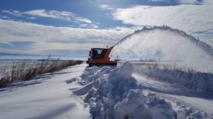 Közeleg a tél: Háromszéken felkészültek az utak karbantartására