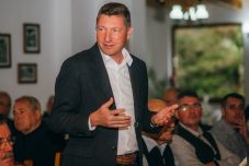 Gál Károly: Több tiszteletet a magyaroknak!