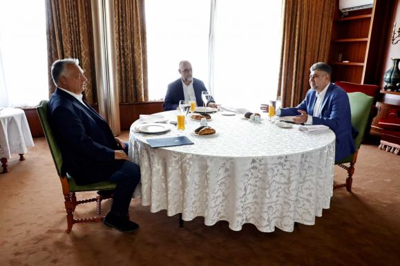 Döntő találkozó Schengen-ügyben: Budapestre utazik Ciolacu – Orbán Viktorral egyeztet