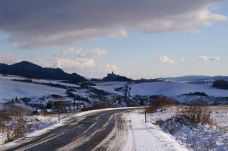 Baleset Hargita megyében – lezárják az utat Csíkkozmáson