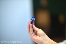 Államfőválasztás: mintegy 18 millió polgárt várnak az urnákhoz 