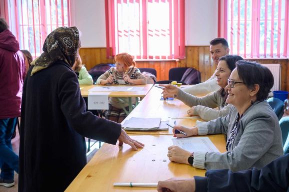 „Nem lehet hátradőlni” – így reagáltak a Hargita megyei politikusok a választási eredményekre