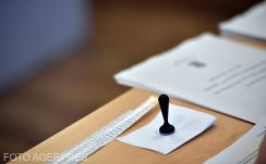 Részvételi adatok: reggel 8 óráig 450 ezren szavaztak