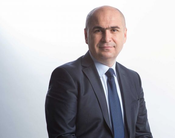 Feloszlott a liberális párt teljes vezetősége - megvan az új ideiglenes elnök