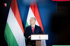 Orbán Viktor: sorsdöntő választások előtt állnak az erdélyi magyarok