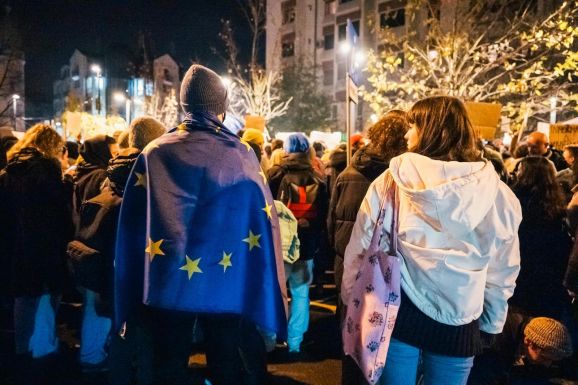 Egyetemista kiáltványlevele a politikusokhoz: „Szabad akarok lenni”