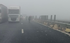 FRISSÍTVE – Láncbaleset az autópályán: hét jármű ütközött össze