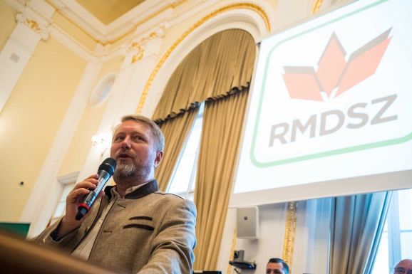 Lenni vagy nem lenni – Tartalékokat feszeget a parlamenti választás