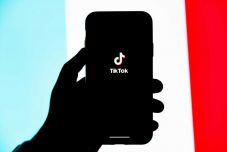 Reagált a TikTok a vádakra, miszerint Georgescu a platformjuknak köszönhetően nyert