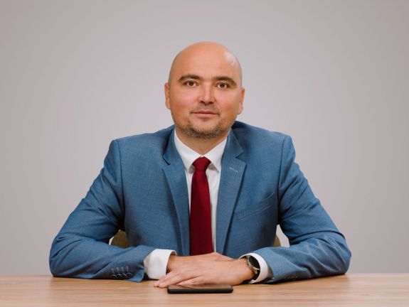 Novák Csaba: Ne hagyjuk, hogy a vasgárdista eszméket vallók döntsenek a magyarok jövőjéről!