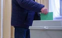 Kampány, csend, kampány