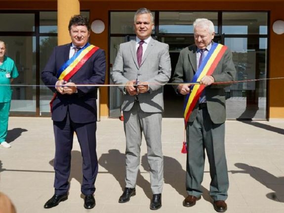 Ötmillió euróba került a kórház – egy éve felavatták, azóta lakat van rajta