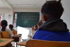 Kevés a hiányzás, nagy a lelkesedés – A csíkszeredai moduláris iskolában jártunk