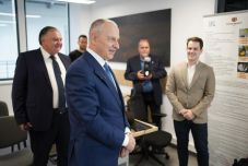 Orosz beavatkozásra figyelmeztet Geoană, miután oroszországi kapcsolatokkal vádolták