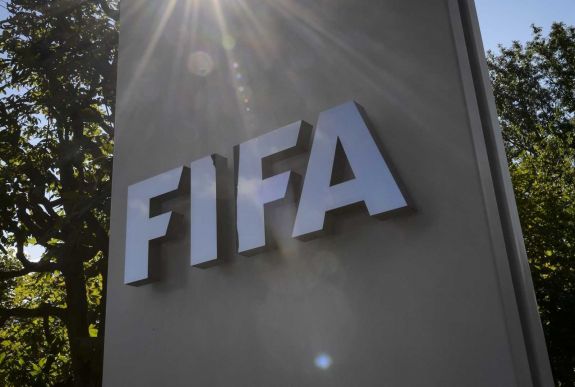 Uniós jogokat sért az FIFA, összeomolhat az eddig ismert átigazolási rendszer