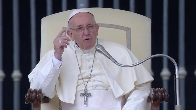Ferenc pápa: „Szégyenletes tehetetlenség” a háború folytatása