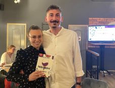 Milyen a szatmári hidegkávé? Kovács Zsolt kötetéből ez is kiderül, az olvasó pedig derül