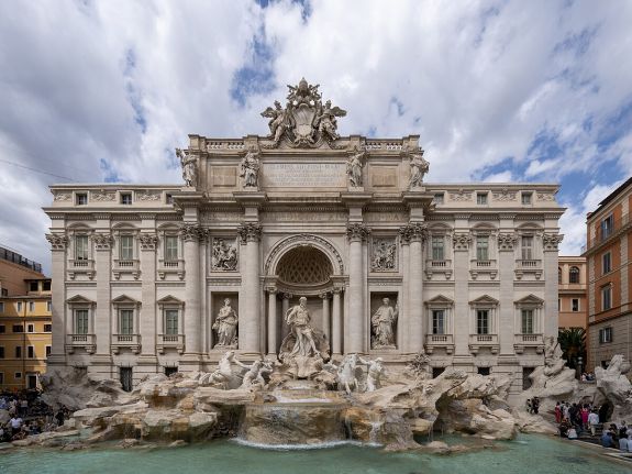 Megújul a római Trevi-kút