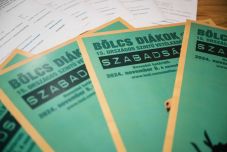 Középiskolások, figyelem! – Meghirdették a Bölcs Diákok országos vetélkedőjét