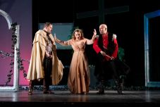 Ingyen busszal a kolozsvári Operába: megtérítik a vidékről érkező nézők útiköltségét