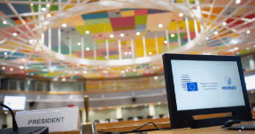 Teljes körű schengeni csatlakozás: Ausztria köti a kereket – Kelemen Hunor optimista