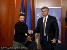 Zelenszkij: Ukrajna meghívása a NATO-ba lépés volna a béke felé