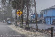 Lecsap a Milton hurrikán az Egyesült Államok déli részére