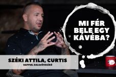 Mi fér bele egy kávéba? Curtisszel beszélgettünk 