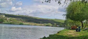 Tóba zuhant autójával és megfulladt egy Bihar megyei horgász