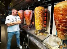 Kebabkirály lett a világbajnok labdarúgó