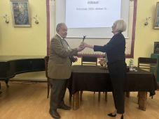 Kovács András művészettörténész kapta a Korunk Kulcsa díjat