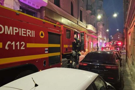 Felgyújtotta a lépcsőházat és súlyosan megégett egy idős férfi