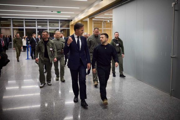 Zelenszkij kettős beszéde: atomfegyvert hozna létre Ukrajna?