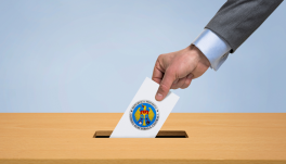 Nézzünk enyhén balra...