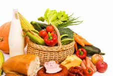 Az árréskorlátozás kiterjesztése ellen tiltakozik az élelmiszeripar