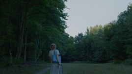 Egyetlen magyar filmként versenyzett, különdíjas lett a Holnap meghalok a Varsói Nemzetközi Filmfesztiválon