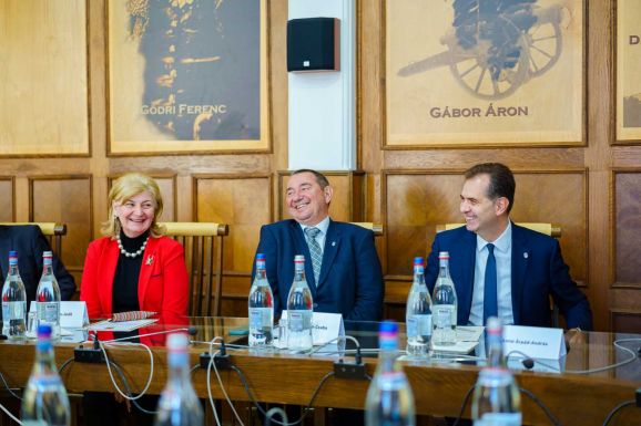 Antal Árpád lecserélte csapatának egy részét: új kihívásokhoz régi-új emberek