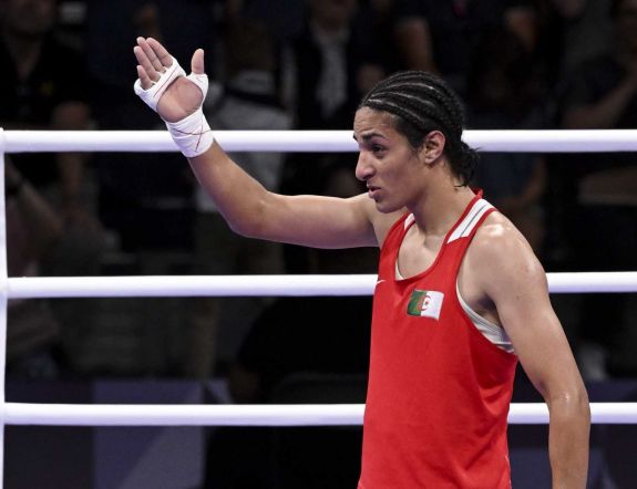 Bejelentést tett a párizsi olimpia vitatott nemű ökölvívója