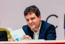 Jogerősen pert nyert Bukarest főpolgármestere az ANI ellen