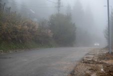 Sűrű köddel indul a kedd reggel 11 megyében