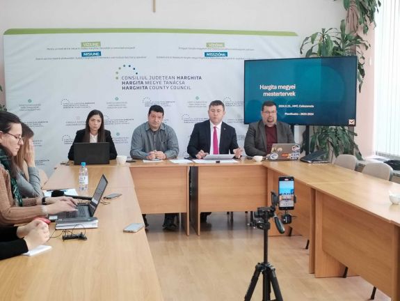 Recept a fejlesztésre – Hargita megye három térségére kidolgozott mestertervet mutattak be