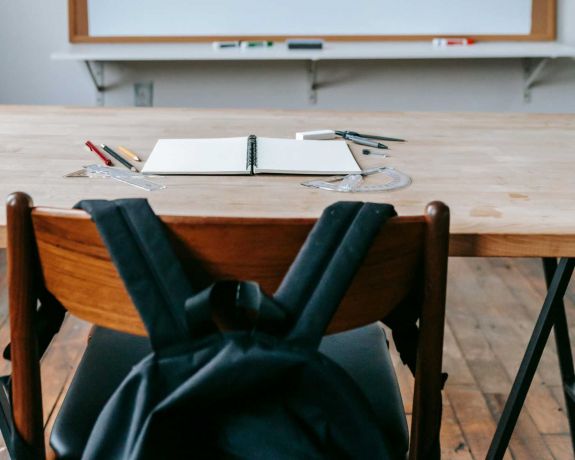 Idén is kapnak a diákok 500 lejes szociális utalványt