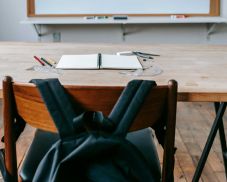 Idén is kapnak a diákok 500 lejes szociális utalványt