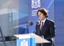 Feszültség a grúz választások után, érkezik Orbán Viktor 