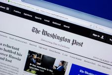 Tömegesen mondják le előfizetésüket a Washington Post olvasói