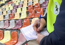 Törvénytelen munkavégzés: Több mint hatszázan dolgoztak illegálisan a futballstadionban