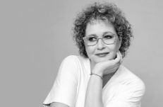 Váratlanul elhunyt a közkedvelt tévés riporter