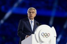 Tizenkét év után új elnöke lesz a NOB-nak, heten pályáznak Thomas Bach tisztésége