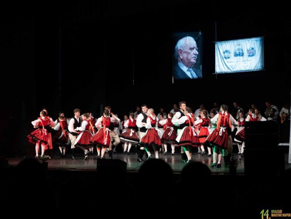 Ünnepélyes megnyitóval és díjátadóval vette kezdetét a 14. Brassói Magyar Napok